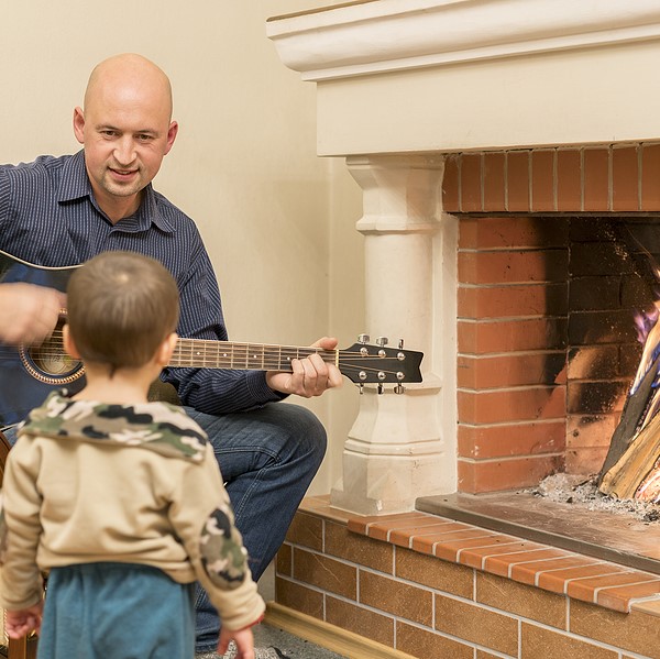 Fun Tech-Free Fireplace Activities for the Whole Family